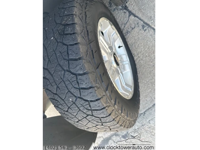 Vehicle image 33