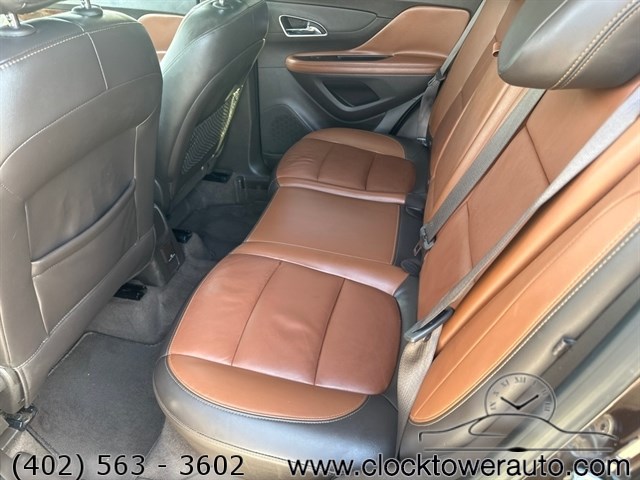 Vehicle image 15