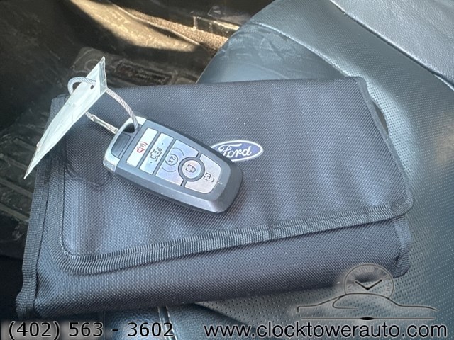 Vehicle image 24