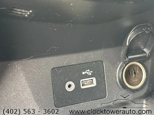 Vehicle image 27