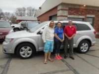 customer buying car