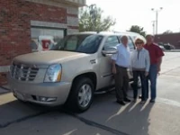 customer buying car